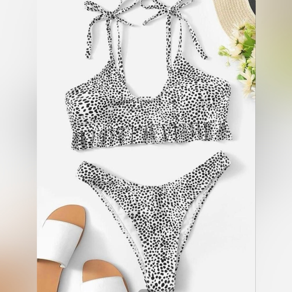 SHEIN. Dalmatian Print Bikini. Size Small.